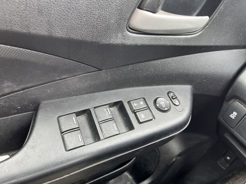 Used 2016 Honda CR-V SE image 22