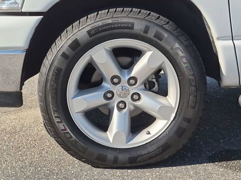 Used 2008 Dodge Ram 1500 Truck SLT RWD image 11