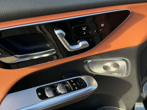 New 2026 Mercedes-Benz GLC 300 4MATIC image 17