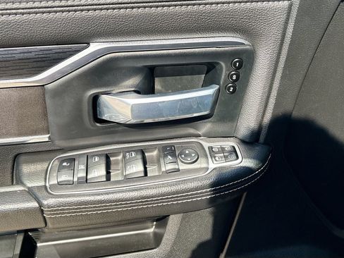 Used 2024 RAM 2500 Laramie w/ Night Edition AWD/4WD image 18