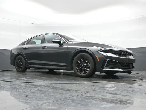 Used 2025 Kia K5 LXS image 45