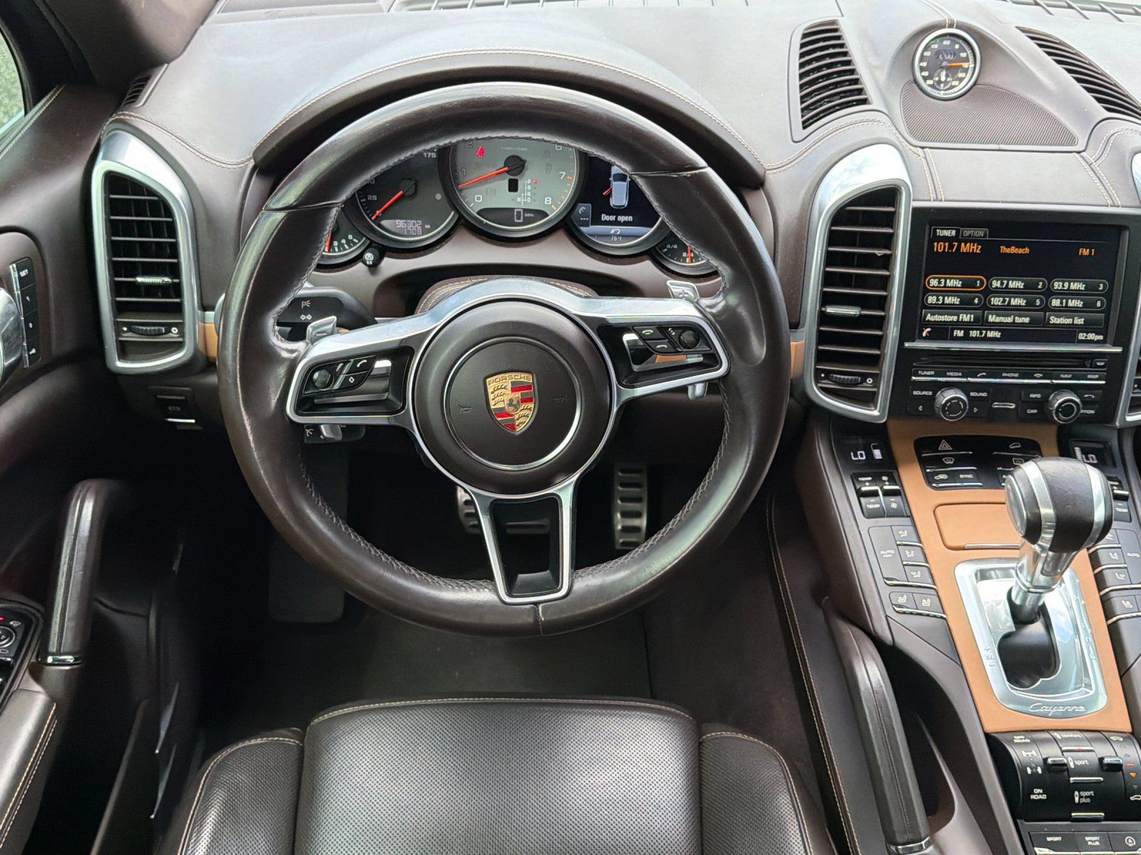 Used 2016 Porsche Cayenne S AWD/4WD image 13