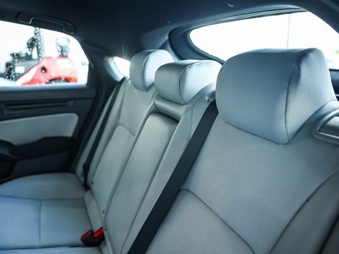 Used 2025 Honda Civic Sport image 26