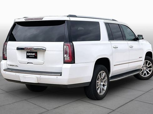 Used 2018 GMC Yukon XL Denali image 13