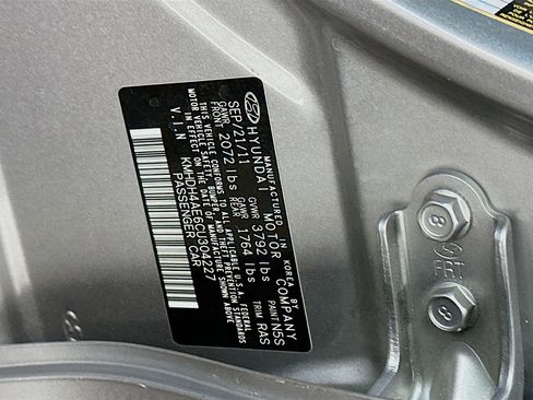 Used 2012 Hyundai Elantra GLS w/ Preferred Pkg 3 image 12