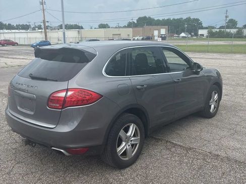 Used 2011 Porsche Cayenne S AWD/4WD image 8