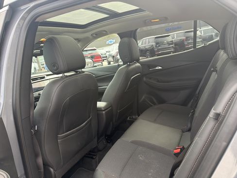 Used 2020 Buick Encore GX Select w/ Experience Buick Package image 13