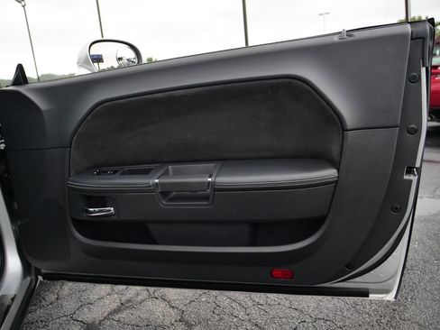 Used 2009 Dodge Challenger SRT8 image 33