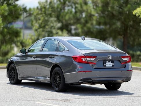 Used 2022 Honda Accord EX-L image 10