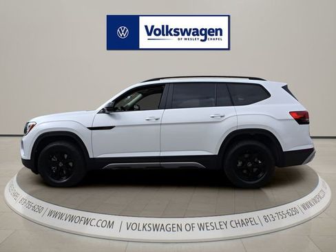 New 2026 Volkswagen Atlas Peak Edition AWD/4WD image 4