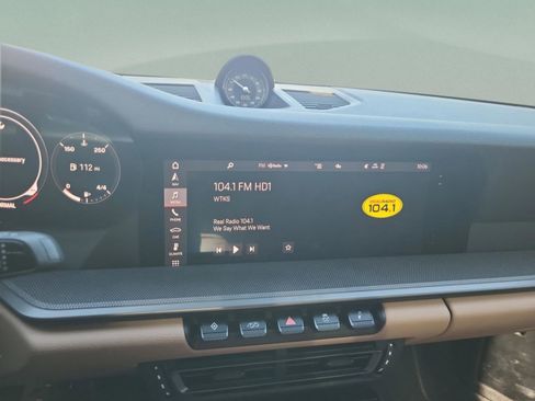 Used 2021 Porsche 911 Carrera 4S image 28