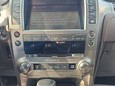 Used 2017 Lexus GX 460 Premium AWD/4WD image 22