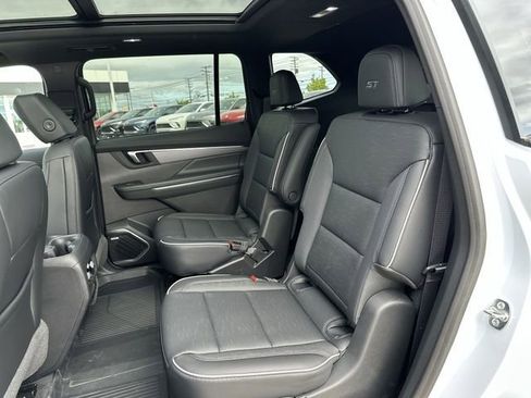 New 2026 Buick Enclave Sport Touring w/ Power Package FWD image 27