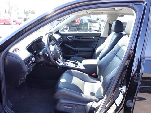 Used 2023 Honda Civic Touring image 17