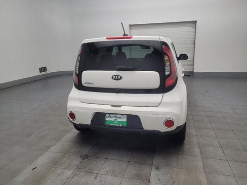 Used 2019 Kia Soul + image 7