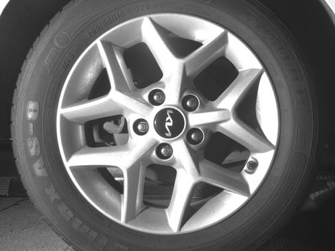 Used 2025 Kia Soul LX w/ LX Technology Package FWD image 22