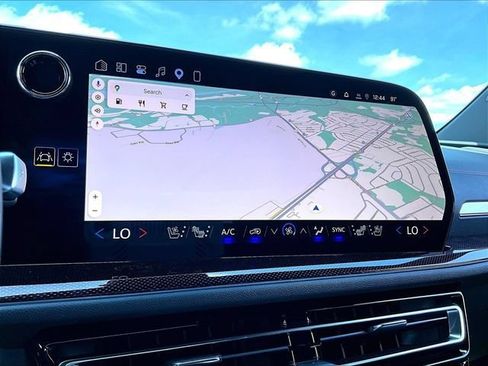 New 2027 Chevrolet Traverse RS w/ LPO, Floor Liner Package AWD/4WD image 22