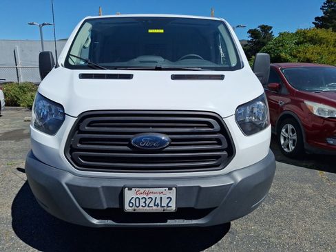 Used 2018 Ford Transit 250 148 Low Roof image 2