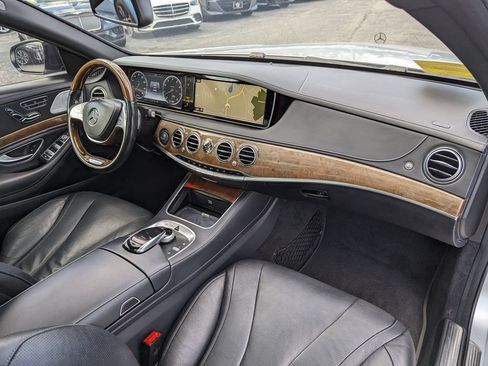 Used 2015 Mercedes-Benz S 550 4MATIC Sedan image 34