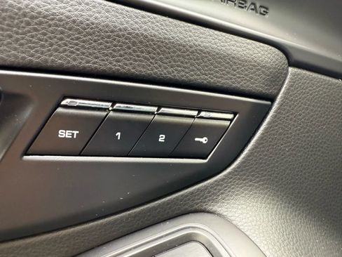 Used 2017 Porsche 718 Cayman S image 22