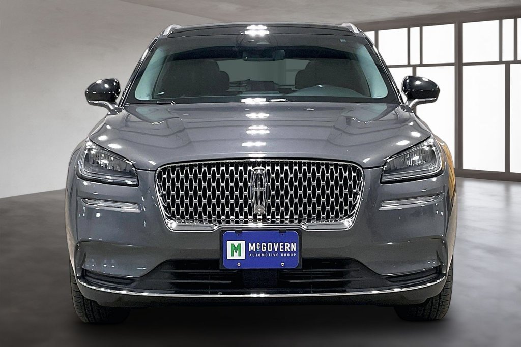 Used 2022 Lincoln Corsair AWD w/ Premium Package image 2