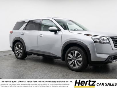 Used 2025 Nissan Pathfinder SV