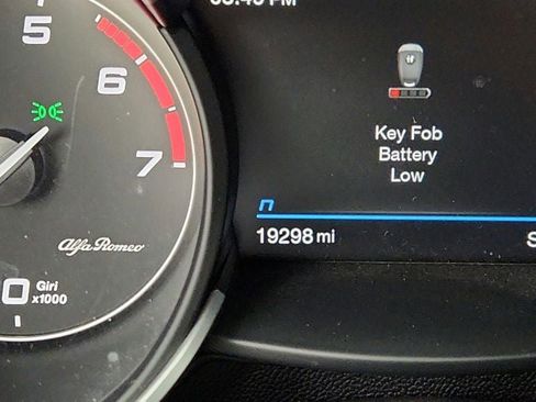 Used 2023 Alfa Romeo Stelvio Veloce image 53