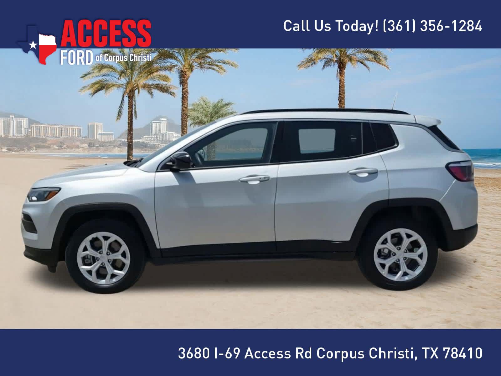 Used 2024 Jeep Compass Latitude AWD/4WD image 5
