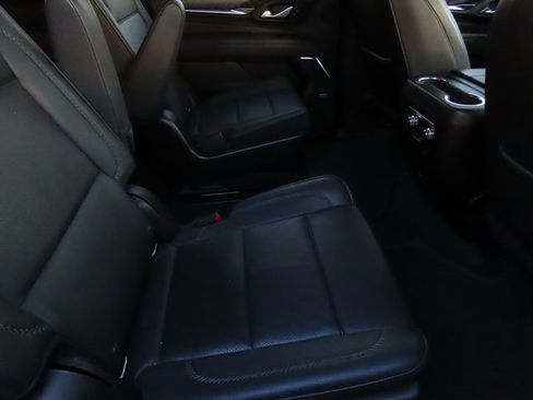Used 2022 GMC Yukon XL Denali w/ Max Trailering Package image 13