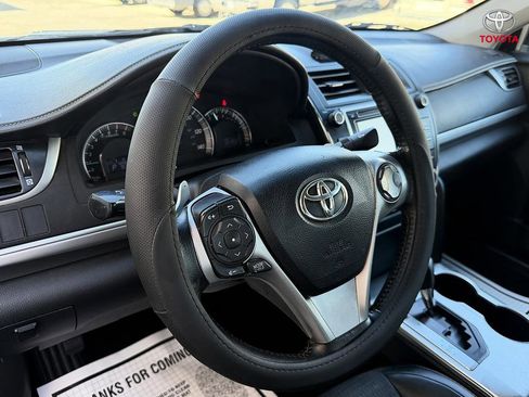 Used 2012 Toyota Camry SE image 16