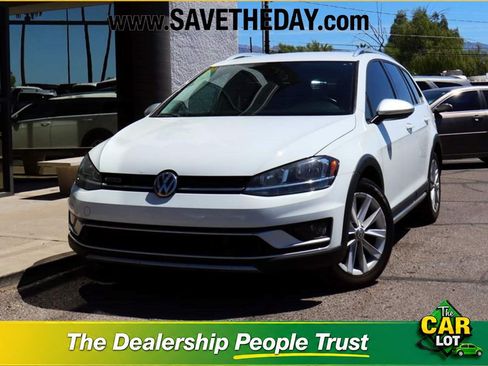 Used 2019 Volkswagen Golf Alltrack S AWD/4WD image 1