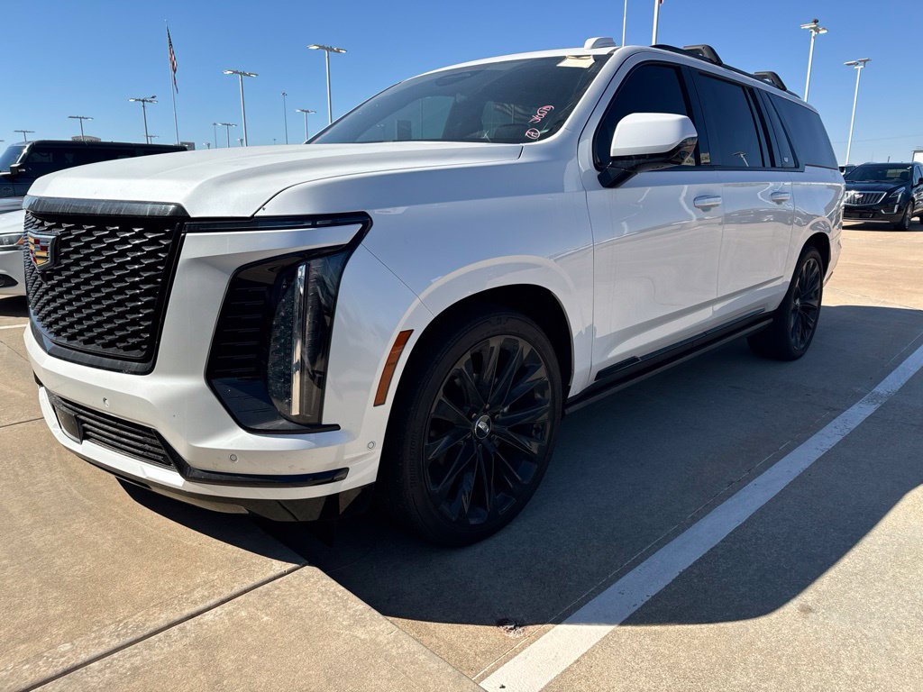 Used 2025 Cadillac Escalade ESV Sport Platinum AWD/4WD image 1