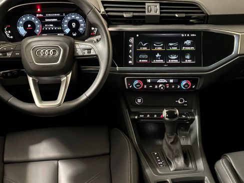 Used 2025 Audi Q3 2.0T Premium w/ Convenience Package image 21