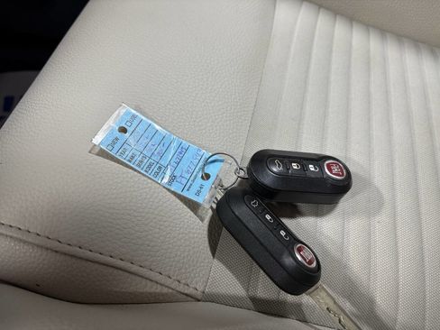 Used 2015 FIAT 500 Sport w/ Comfort/Convenience Group image 39