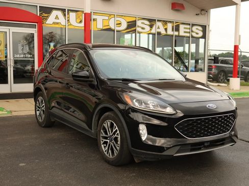 Used 2020 Ford Escape SEL FWD image 3