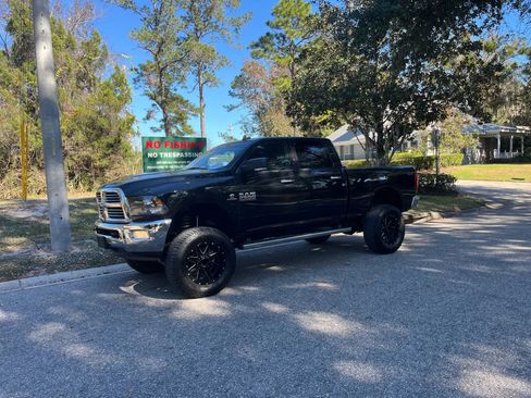 Used 2018 RAM 2500 Big Horn image 9