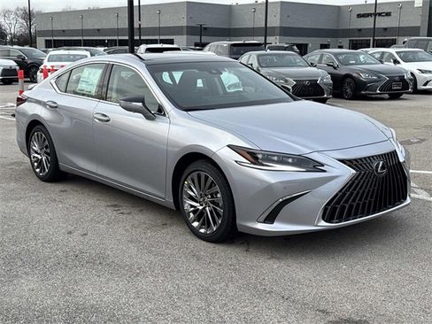 New 2025 Lexus ES 350 Ultra Luxury image 3