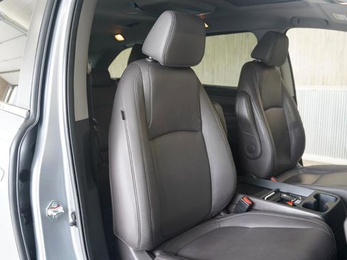 Used 2021 Honda Odyssey Touring image 31