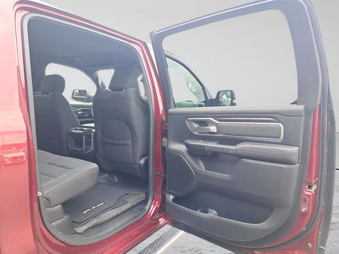 Used 2020 RAM 1500 Lone Star RWD image 13
