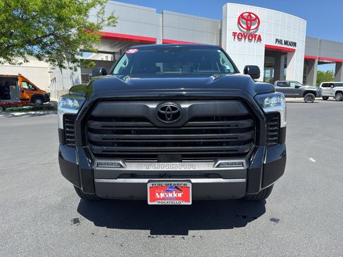 Used 2022 Toyota Tundra SR5 AWD/4WD image 6