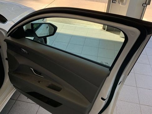 New 2026 Hyundai Elantra SE FWD image 12