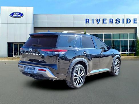 Used 2023 Nissan Pathfinder Platinum w/ Cargo Package image 6