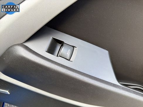 Used 2018 Chevrolet Camaro LT w/ Technology Package image 14