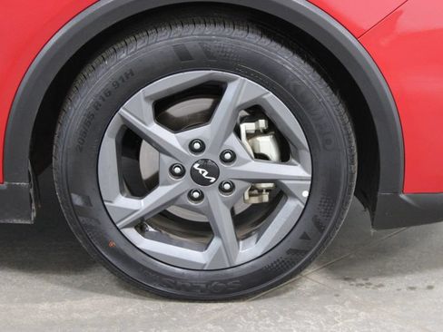 Used 2025 Kia K4 FWD image 13