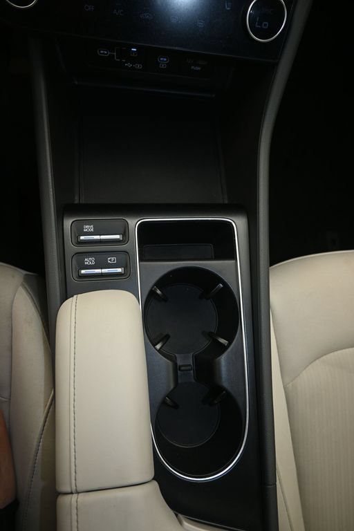 Used 2025 Hyundai Sonata SEL FWD image 19