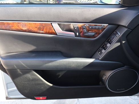 Used 2014 Mercedes-Benz C 250 Sedan image 31