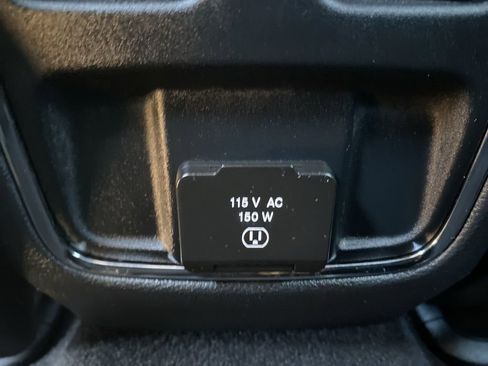 Used 2020 Jeep Grand Cherokee Altitude image 19