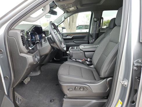 Certified 2025 Chevrolet Silverado 1500 LT image 9