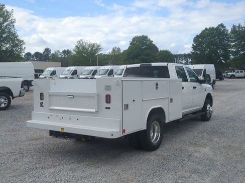 New 2026 RAM 3500 Tradesman w/ Chrome Appearance Group AWD/4WD image 5