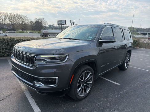 Used 2022 Jeep Wagoneer Series III w/ Premium Group I image 1